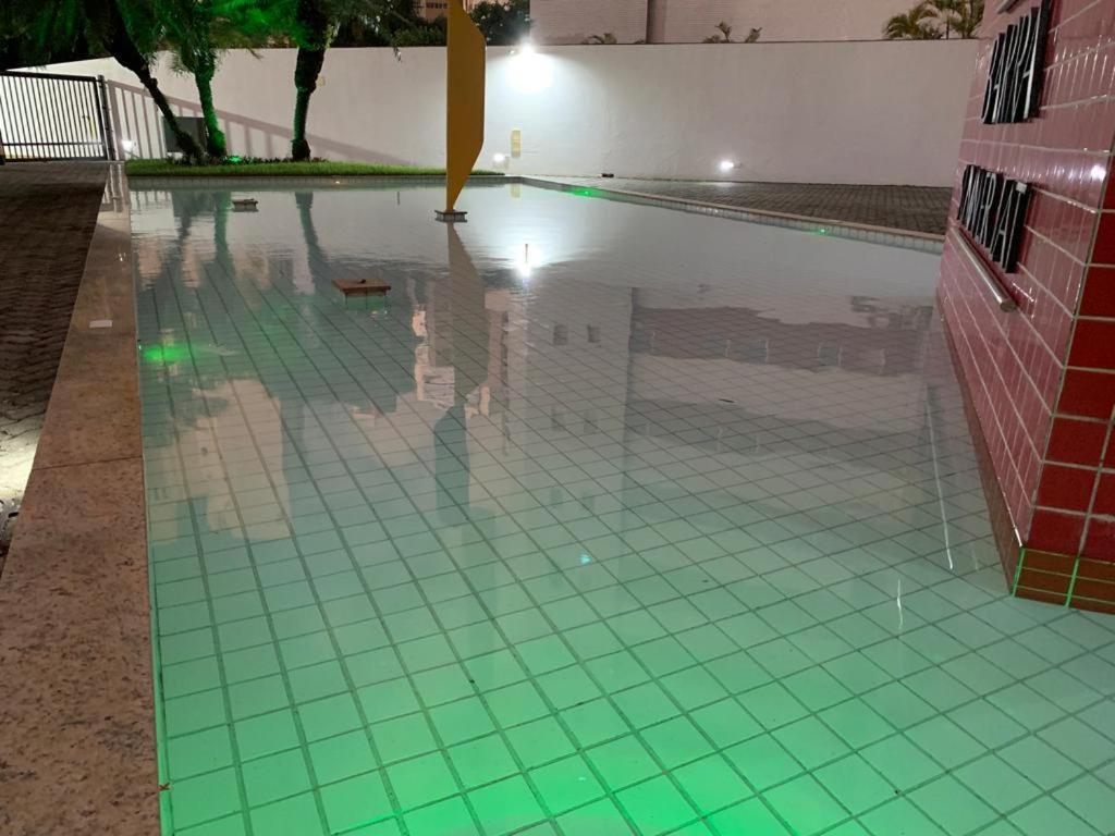 Maravilhoso Apartamento 2 Quartos Com Ofuro Porto Da Barra Salvador Summer Barra Flat Bagian luar foto