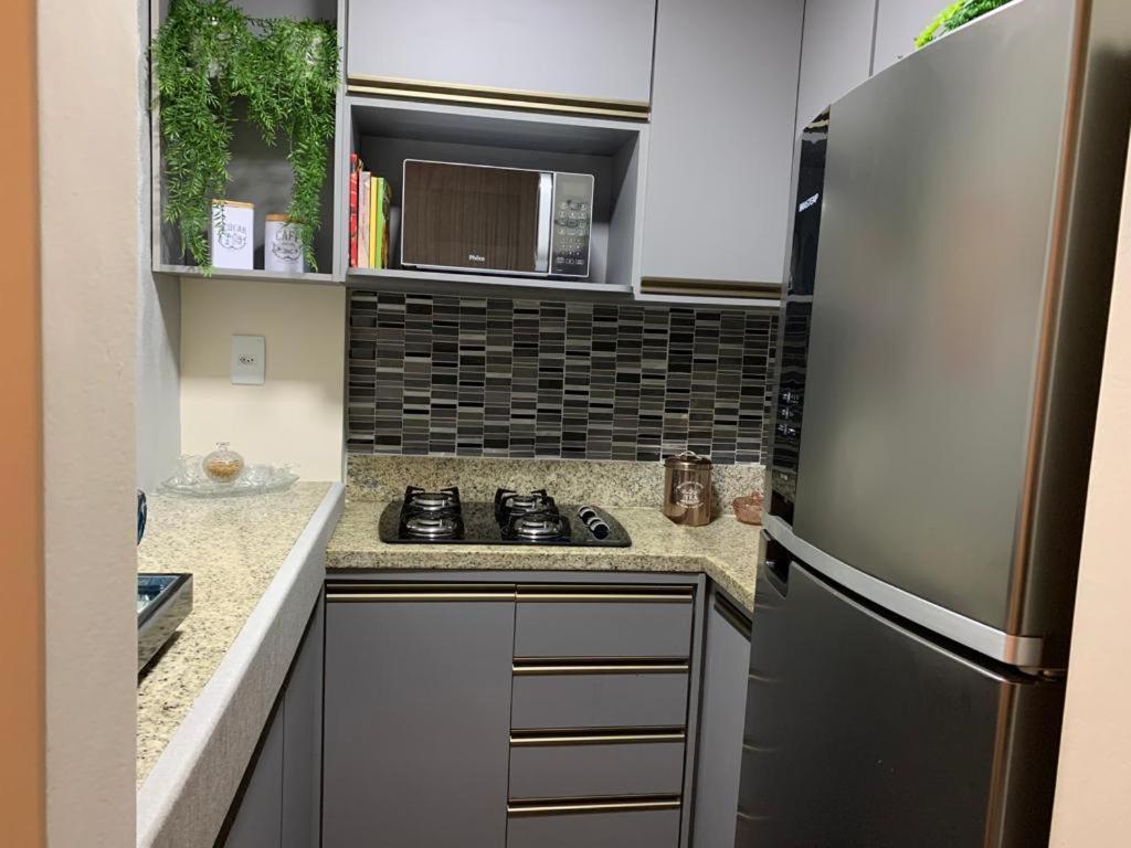 Maravilhoso Apartamento 2 Quartos Com Ofuro Porto Da Barra Salvador Summer Barra Flat Bagian luar foto