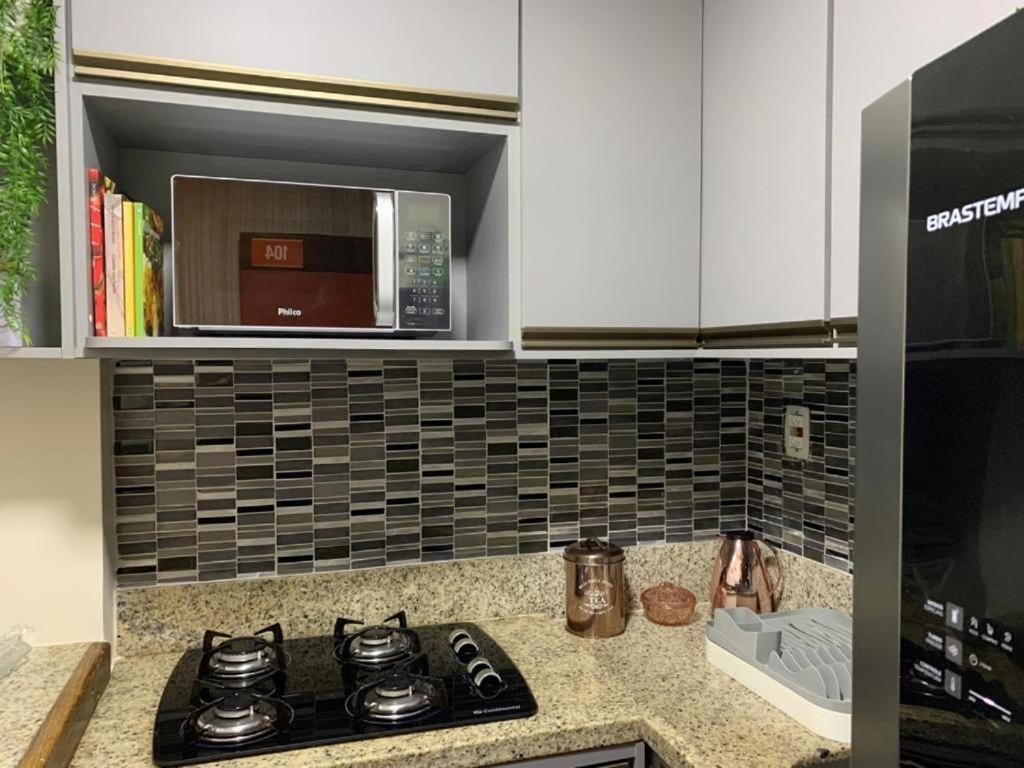 Maravilhoso Apartamento 2 Quartos Com Ofuro Porto Da Barra Salvador Summer Barra Flat Bagian luar foto